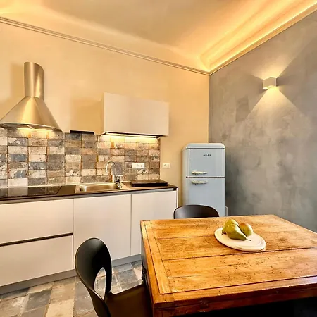 Hostdomus-Acquamarina Suite - Seafront Apartment - Bike Room Finale Ligure Exterior foto