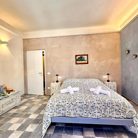 Hostdomus-Acquamarina Suite - Seafront Apartment - Bike Room Finale Ligure Exterior foto